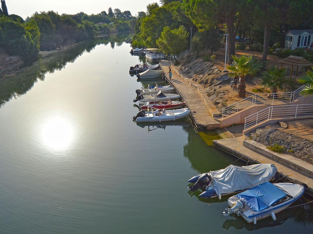 Ecolodge L'Etoile D'Argens Officiel Saint Aygulf Bagian luar foto